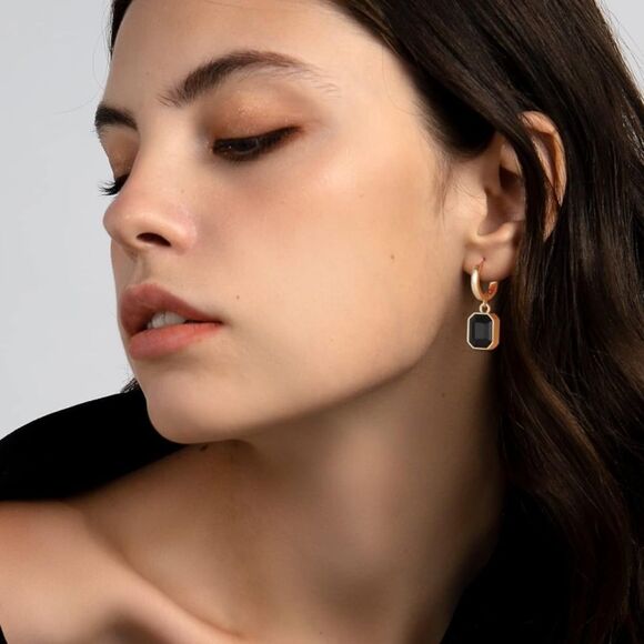 18K Yellow Gold with Black Onyx Crystal Dangling Octagon Huggie Earrings - Picture 5 of 6